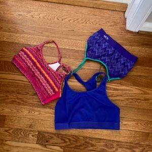 3 women’s sports bras size medium/large